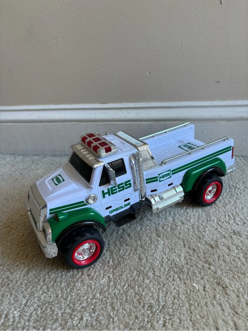 Hess truck, lights and sounds